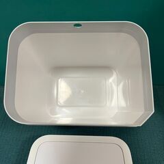 自動開閉ゴミ箱の画像