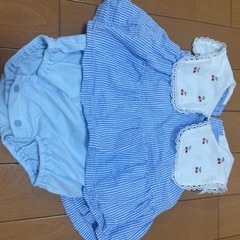 新生児から70サイズの女の子のベビー服の画像