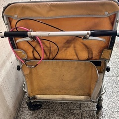 お散歩カー　避難車　保育園　ベビーワゴン　ワゴンカー　お散歩車 の画像