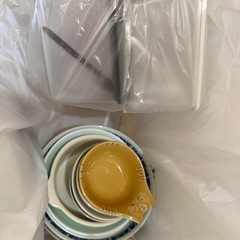 茶碗、水筒、お弁当箱等の画像