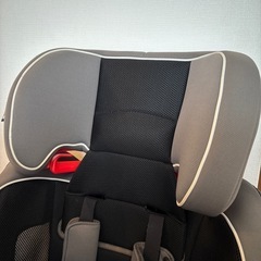 チャイルドシート、joieの画像