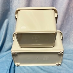 【お譲り先募集中】カメラや精密機器の防湿庫、密閉型収納箱、ケースの画像
