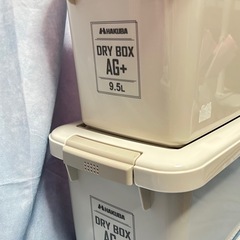 【お譲り先募集中】カメラや精密機器の防湿庫、密閉型収納箱、ケースの画像