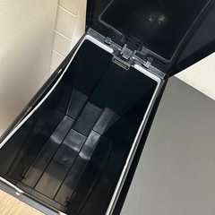 【取引先決定】ニトリ ゴミ箱 45Lの画像