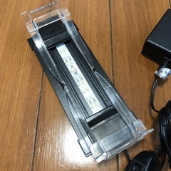 【お取引中】20cm水槽用 ライト(KOTOBUKI)の画像