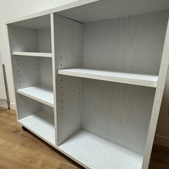 キャスター付き　収納棚の画像