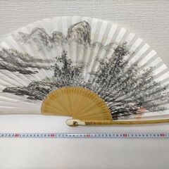 中国山水画　扇子（飾り扇）特大　風景画　床の間飾り　250820-12Tの画像