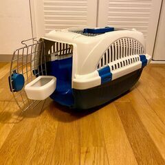犬猫小動物のキャリー　ファープラスト社製の画像