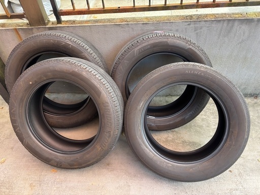 タイヤ、ホイール 225/60R18 100H