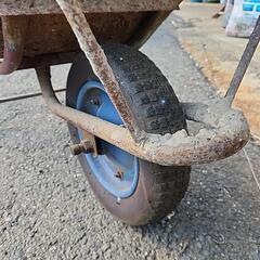 わけあり！一輪車 スチール製の画像