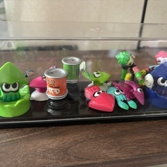 スプラトゥーン プライズ と ガチャ景品の画像
