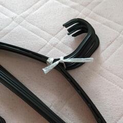 【無料】0円　プラスチックハンガー 11本♥の画像