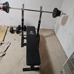 ベンチプレス台 バーベルセット付き 合計60kg
の画像