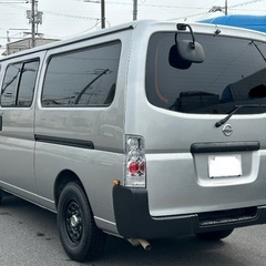 後期 E25 キャラバン DXスーパーロング 10人乗り LED エアコン 車検令和9年3月の画像