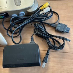N64本体とコントローラーセット　ニンテンドー64の画像