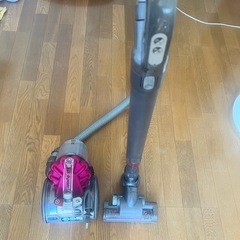 Dyson ダイソン　掃除機 DC26の画像