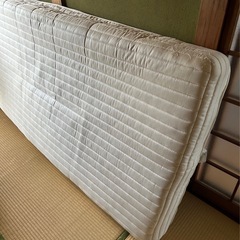 シングルマットレスの画像