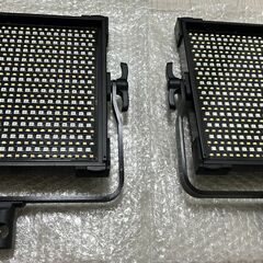 照明機材　Switti LEDライトセット２灯　スタンド＆ソフトBOX２個付　セット　の画像