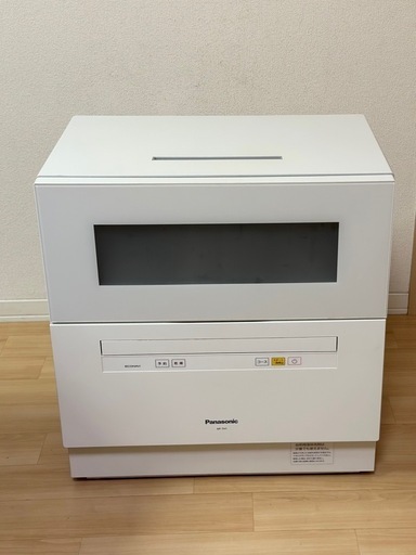 美品　Panasonic 電気食器洗い乾燥機 NP-TH1-W 2018年製