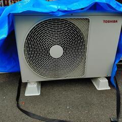 【中古】2017年製　東芝ルームエアコン2.5㎾　6～8畳用　RAS-C255D　愛媛県のみの画像