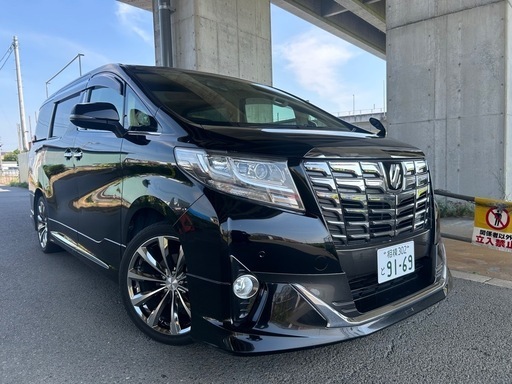 トヨタアルファードx8人乗り