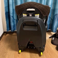 アップリカ（フラディアグロウlSOFIXデラックス）の画像