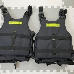 ライフジャケット2着　sサイズ　の画像