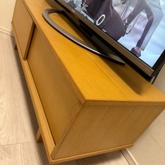 テレビボードの画像