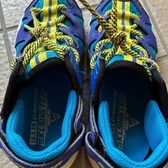 18.5㎝　スニーカーの画像
