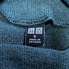 UNIQLO Sサイズ　ソフトニットフリースハイネックT グリーンの画像