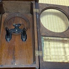 立派な時計の外枠の画像