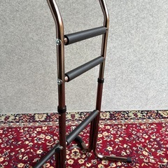 【中古美品】立ち上がり　補助手すり　単品　介護用品　 スチール　ブラウン　ハイタイプの画像