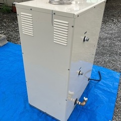 【バナナ】2021年製 長府製作所 油だき温水ボイラ PG-4004W  の画像