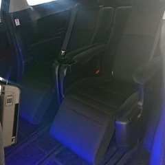ローン通らない人分割🉑下取り🉑車両交換可　美車　高グレード　高級車　電動キャプテンシート　大型モニター　車検取立て　カスタム多数の画像