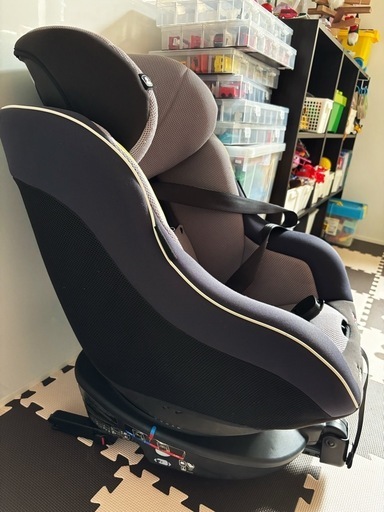 （美品）チャイルドシート