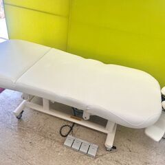 ｴｽﾃ ﾍﾞｯﾄﾞ ﾏｯｻｰｼﾞﾍﾞｯﾄﾞ 施術台 電動ﾍﾞｯﾄﾞ ｲﾀﾘｱ製 ﾘｸﾗｲﾆﾝｸﾞ 整体 美容 【 ユーズドユーズ名古屋天白店 】JU017の画像