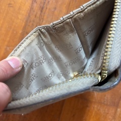 MICHAEL KORS 財布　使用感ありの画像