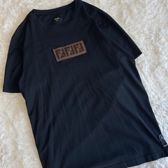 正規品 FENDI Tシャツの画像
