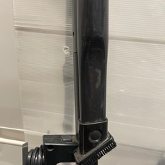 【中古】¥2,800 ツインバード　サイクロン掃除機　2018年製【IH59】の画像