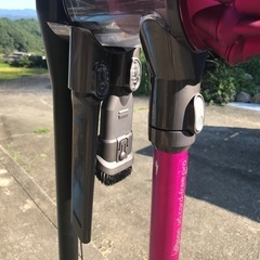 ダイソン　sv07  実動品！吸引力が凄い！珍しい紫色！の画像