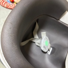 ベビーチェア　ingenuity 
箱ありの画像