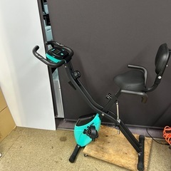 エアロバイク　フィットネス　サイクリングマシン　の画像