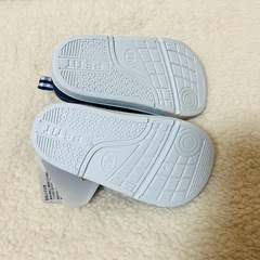 新品 ベビーシューズ くま柄 モンスター柄 靴 1-2歳 2足セットの画像