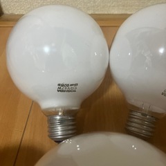 早期引き取り希望！東芝 ホワイトボール 5個セットの画像