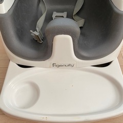 ベビー椅子の画像