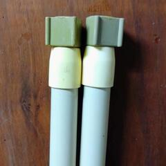 プラスチック系の物干し竿　2本セット　室内用　少し長くなります　の画像