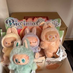 ⑤　ラブブ ぬいぐるみ 正規品 の画像