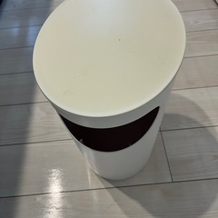 ENOTS サイドテーブル＆ゴミ箱の画像