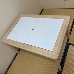 IKEA  子ども用つくえの画像
