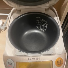 炊飯器の画像